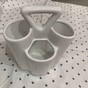 Utensil holder ceramic